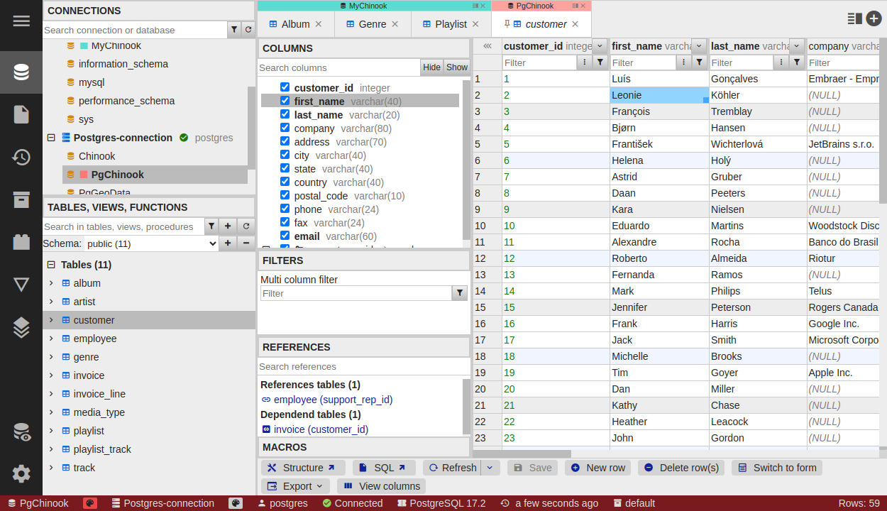 Data grid with expandable columns